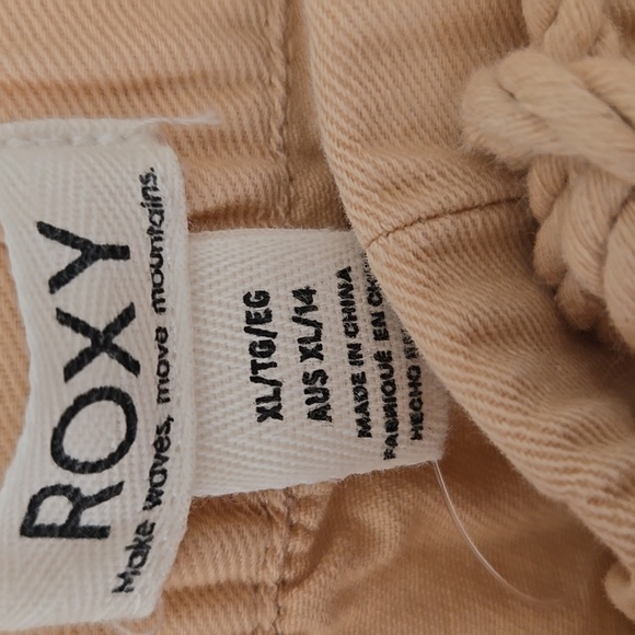 Roxy Peach Cargo Pants - Picture 3 of 5